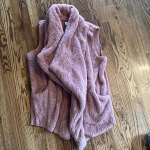 Knox Rose Mauve fuzzy vest, Sz M